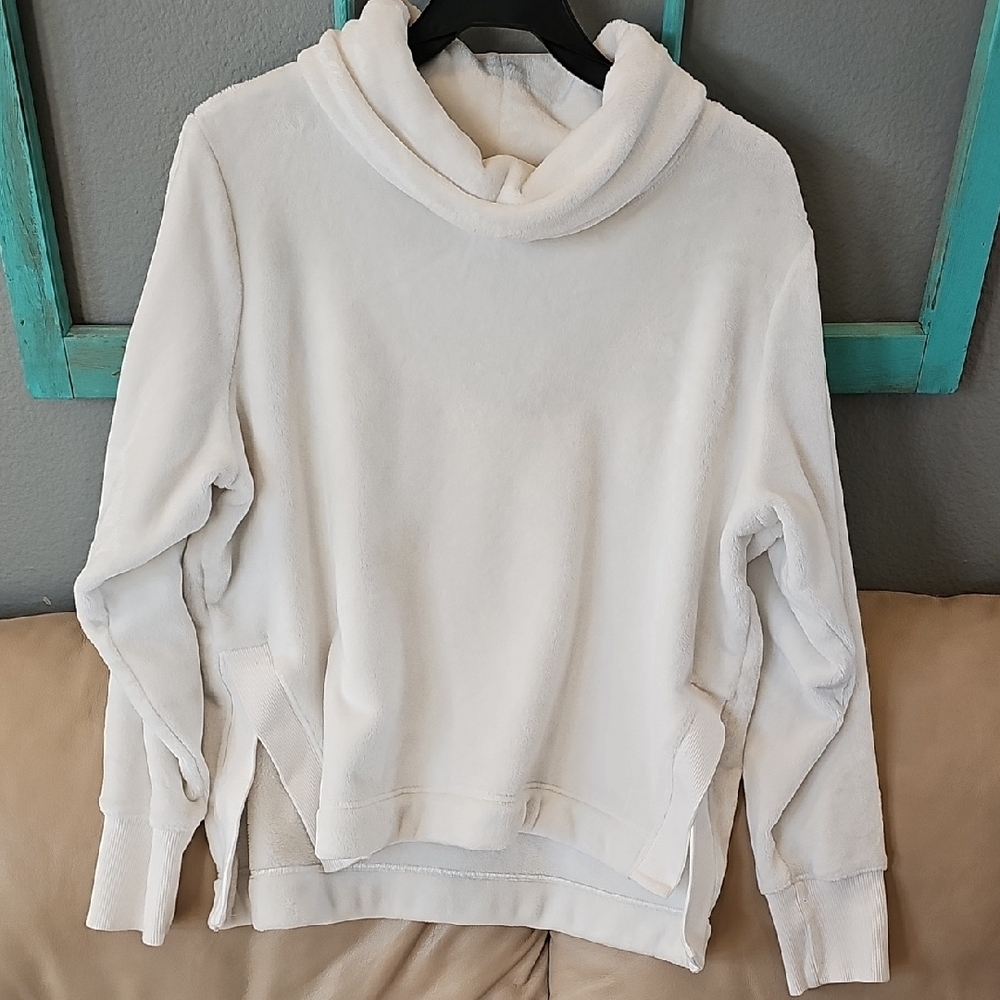 ATHELTA Cozy Cream Lounge Set - Picture 6 of 9